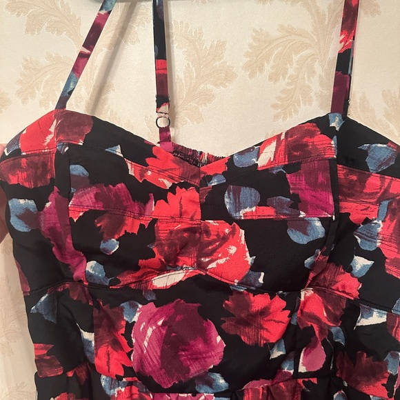 Torrid Size 20 Floral Red and Black Women's Dress - Picture 2 of 4